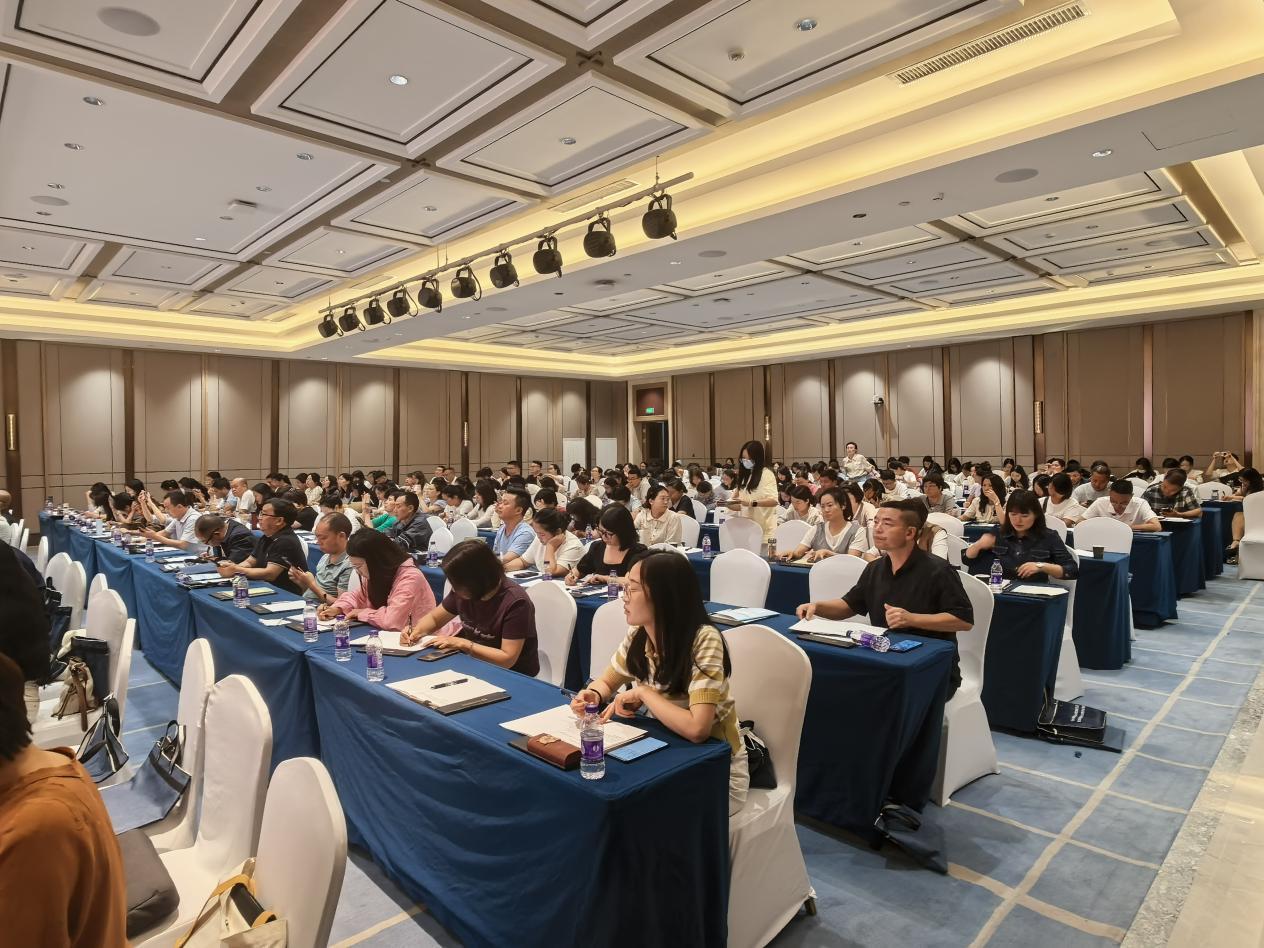 1cfad5439c543e226f9ecf3a3d53642